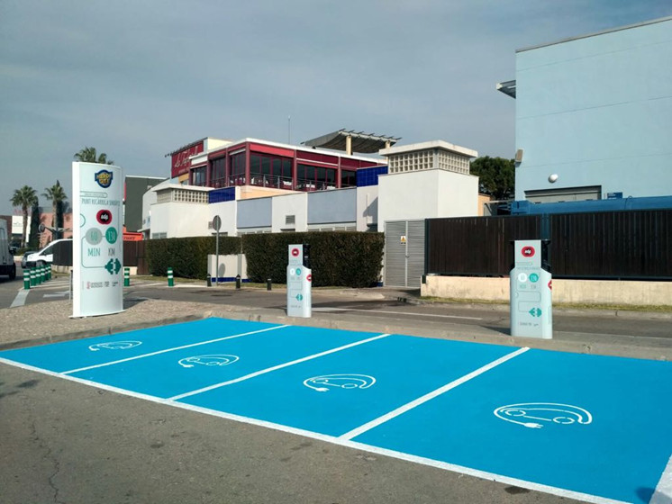 ELECTRIC VEHICLE CHARGING POINTS